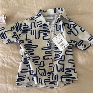 Zara Blue and White Button Down Shirt with Geometric Design